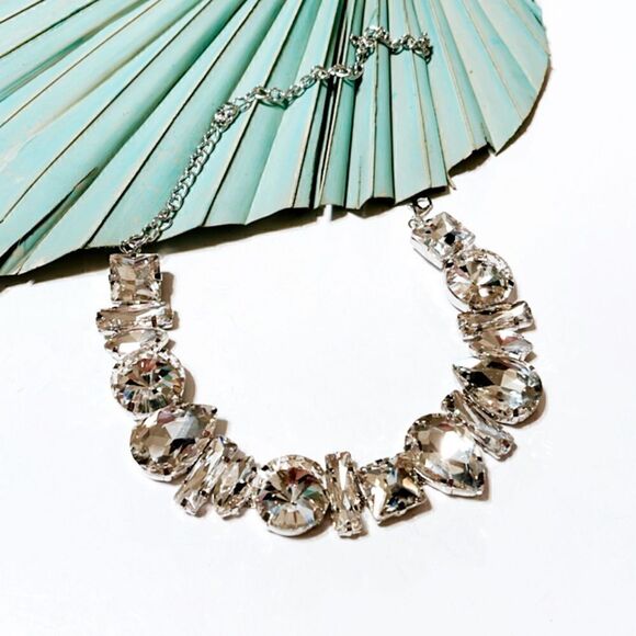 Crystal decor necklace  S211 - Picture 2 of 3